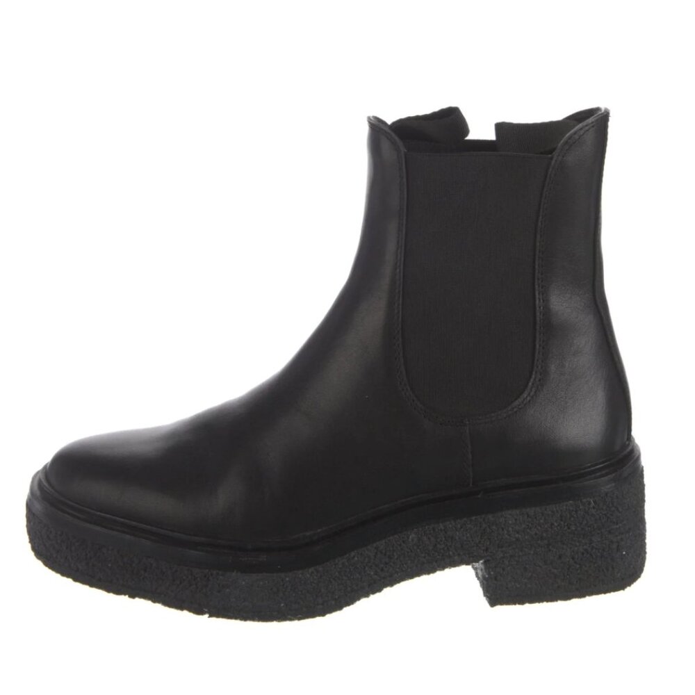 Loeffler Randall